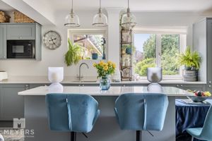Breakfast Bar- click for photo gallery
